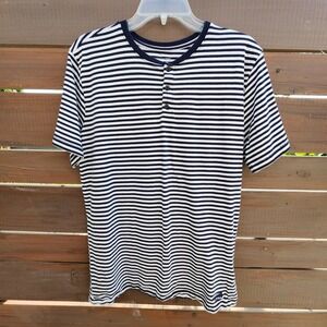 The North‎ Face Striped Henley Tee Men's S Navy White Short Sleeve Casual Shirt